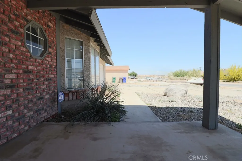 4752 Flying H, 29 Palms, CA 92277 - Photo 3 of 50, 29 Palms, CA