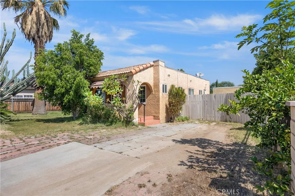 Riverside, CA 92504