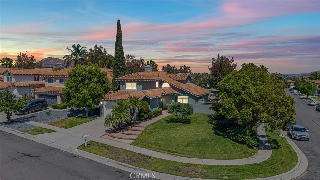 Corona, CA 92879