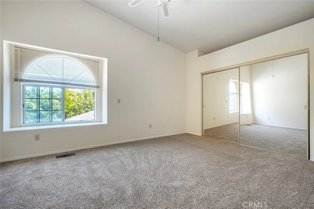 https://cdn.realtyfeed.com/cdn/127/306709262/091b314ecd6e4cec1a09588856050505.webp