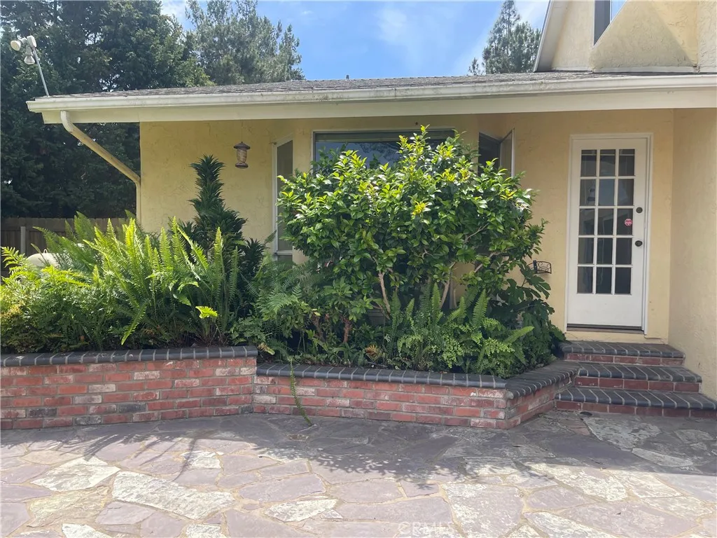 https://cdn.realtyfeed.com/cdn/127/306709262/7df8803d45770832d2f2216ffe1675d4.webp