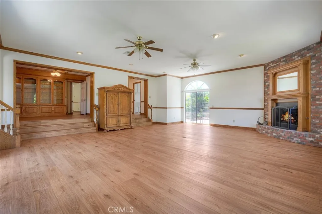 https://cdn.realtyfeed.com/cdn/127/306709262/a53098428239143e7bf1686cbab9c061.webp