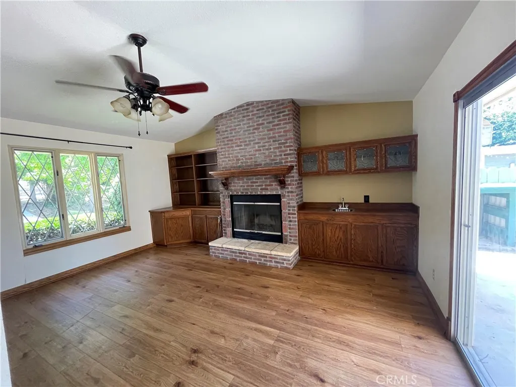 https://cdn.realtyfeed.com/cdn/127/306709262/f47a70b1f4d62f351373044b5d489b60.webp