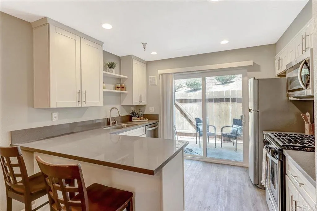 Photo #4: PTP2603368 Listing: Photo #4