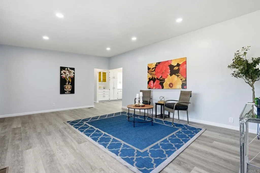 https://cdn.realtyfeed.com/cdn/127/306709318/42004b05bcd83a05306ba45c4734783e.webp