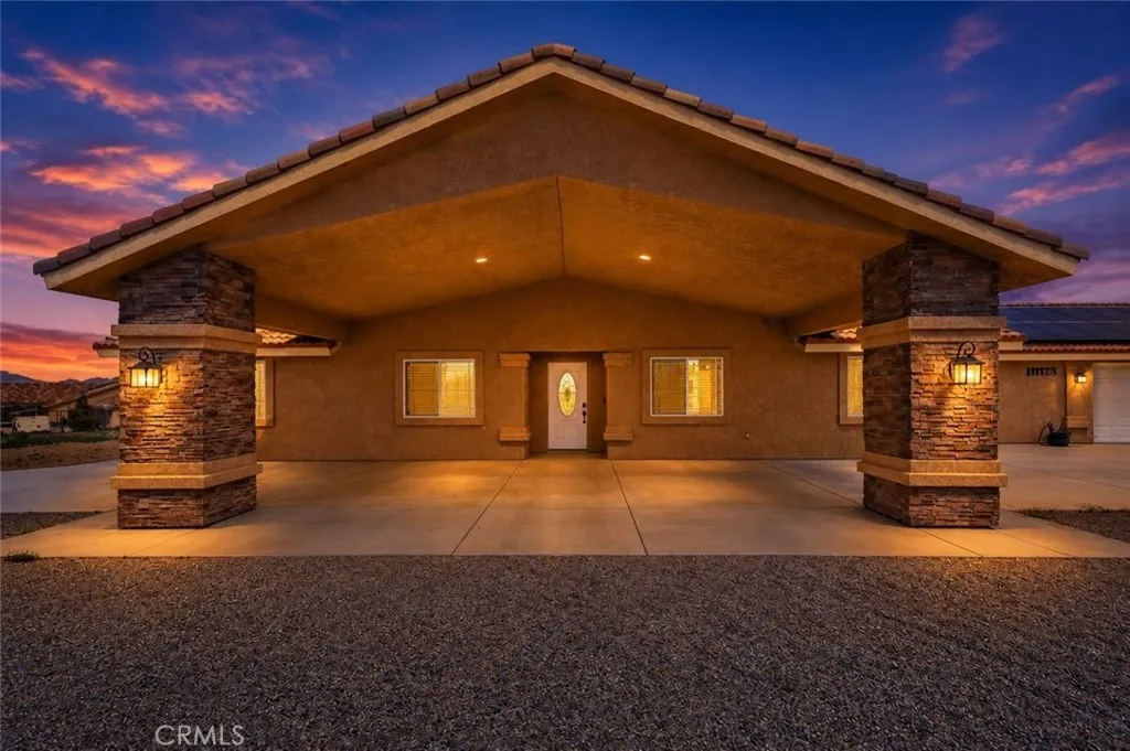 Oak Hills, CA 92344