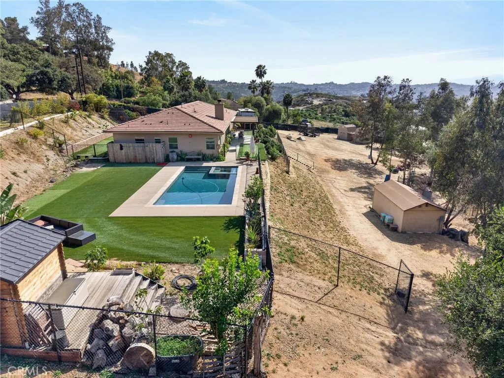 https://cdn.realtyfeed.com/cdn/127/306709397/1aebef557fcf08ef08bc2ff09f2f3af6.webp