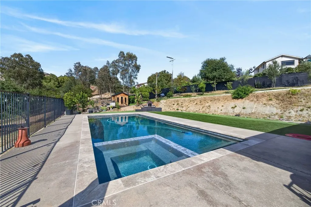 https://cdn.realtyfeed.com/cdn/127/306709397/5ef0dd5c42c66d4cf7aee026f95ec000.webp