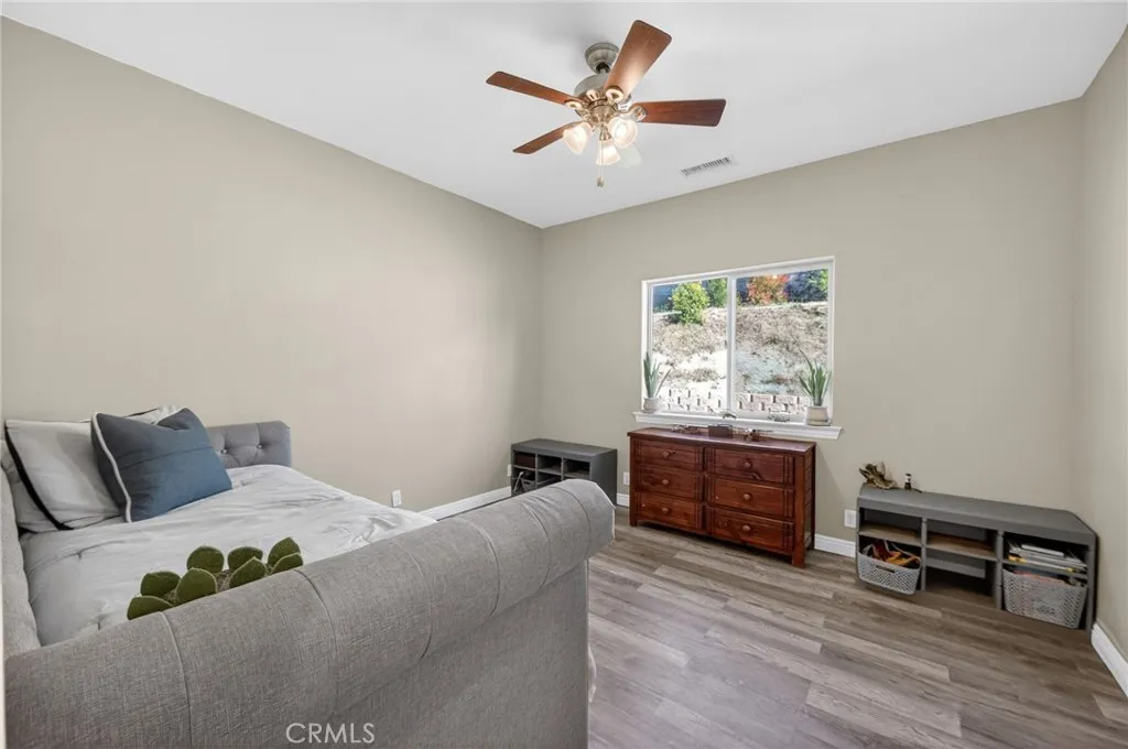 https://cdn.realtyfeed.com/cdn/127/306709397/e10516cf059317fa2dda3f82eaff6272.webp