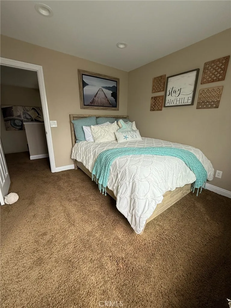 https://cdn.realtyfeed.com/cdn/127/306709564/7da12d95fb4999039ac16cdf52c1344c.webp