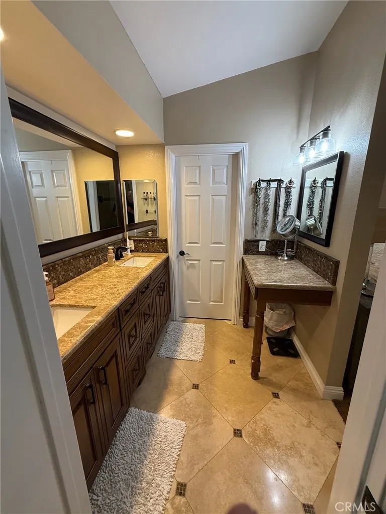 https://cdn.realtyfeed.com/cdn/127/306709564/8ee16cdfd4ce2df606e1f7c33ec917a8.webp