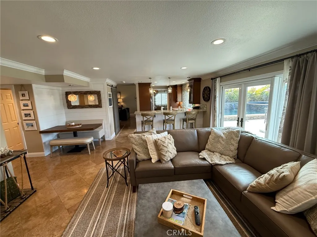 https://cdn.realtyfeed.com/cdn/127/306709564/eecc8f323d89d6958d8a2fd65a3c6d46.webp