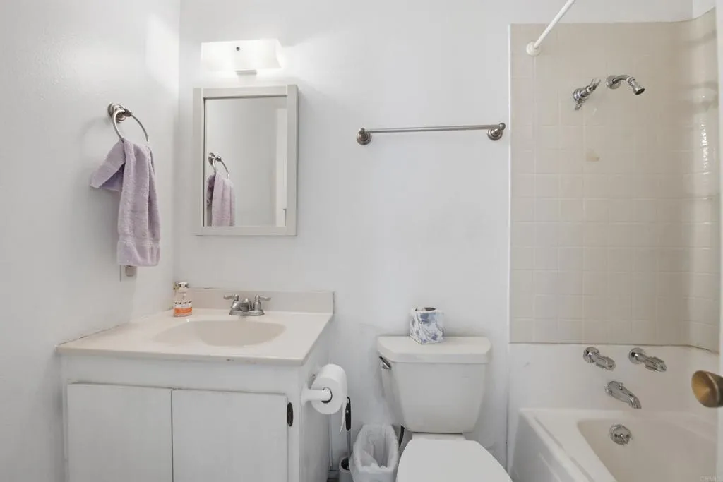 https://cdn.realtyfeed.com/cdn/127/306709599/3d55c30f0970340a7e4c03dcda22e3bf.webp