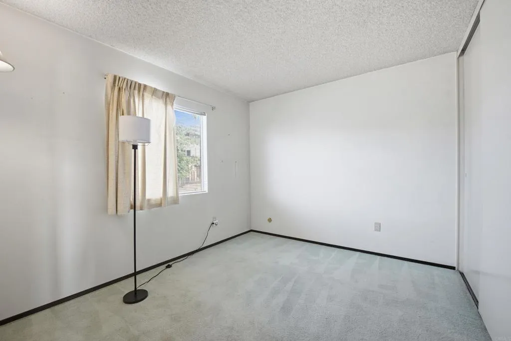 https://cdn.realtyfeed.com/cdn/127/306709599/486b15e81686d07e89174e5a16111362.webp