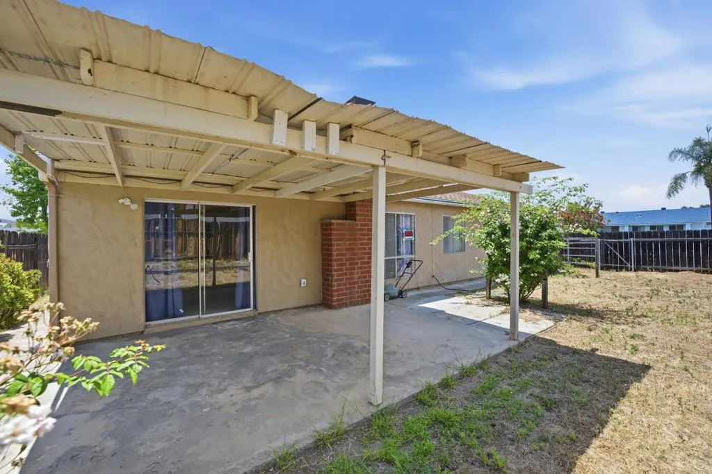 https://cdn.realtyfeed.com/cdn/127/306709599/c79476c9b72d5b9ef2696c28fa5e983f.webp
