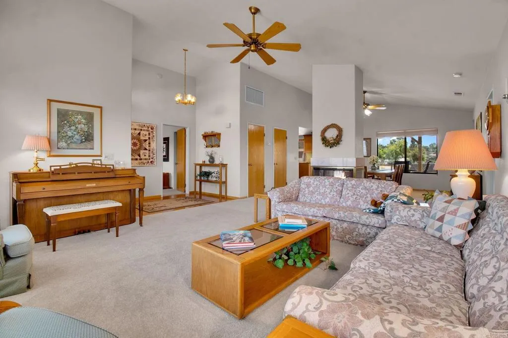 https://cdn.realtyfeed.com/cdn/127/306709626/31f9820354388170c1268b3bf1a9a5e2.webp