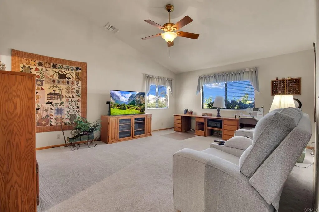 https://cdn.realtyfeed.com/cdn/127/306709626/45400af9cd1a8b8ffb2094a872e5d519.webp