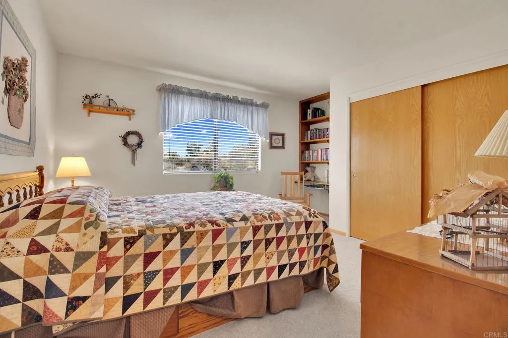 https://cdn.realtyfeed.com/cdn/127/306709626/7720e1adf32fbc42ab38406c5d6b457e.webp