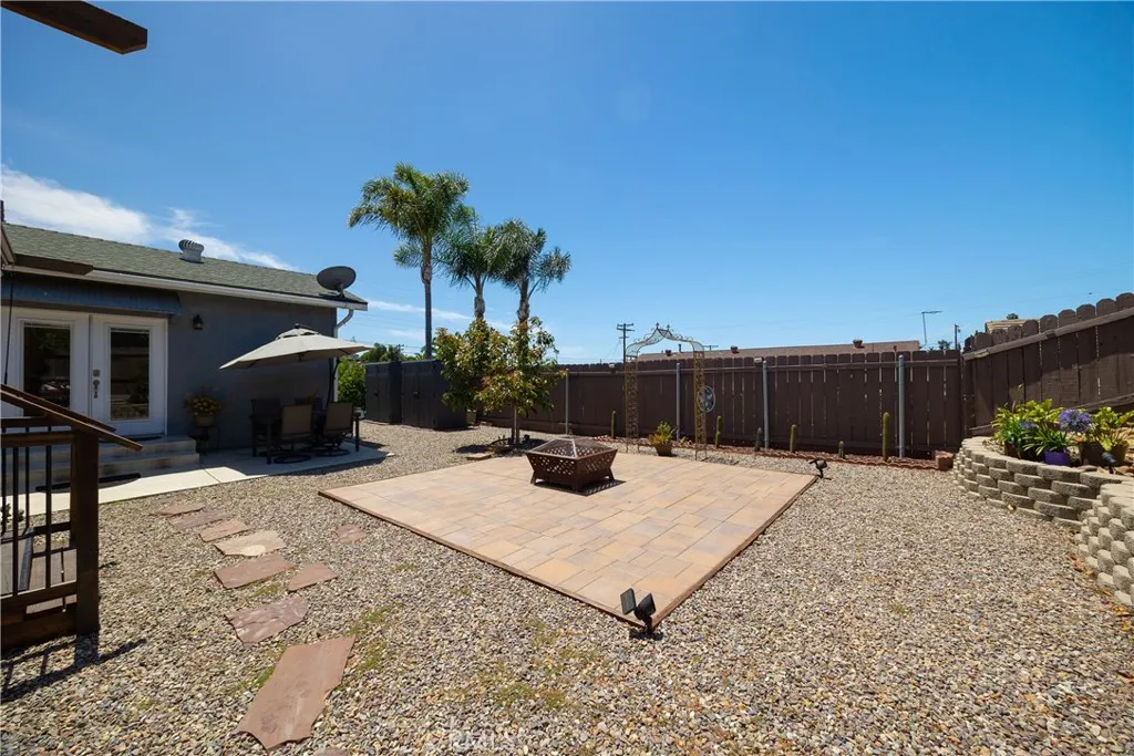 https://cdn.realtyfeed.com/cdn/127/306709646/cd2a7be6564c0e389cad8139999865b5.webp