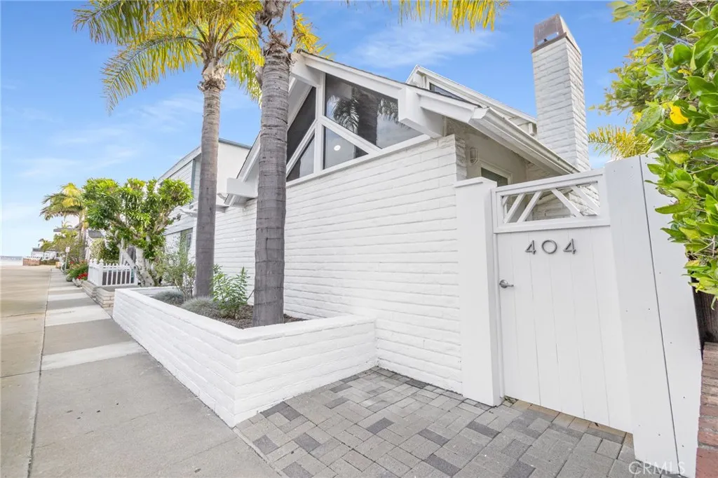Newport Beach, CA 92663