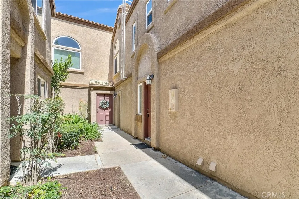 14711 Moon Crest Lane Unit F, Chino Hills, CA 91709 - Photo 4 of 42, Chino Hills, CA