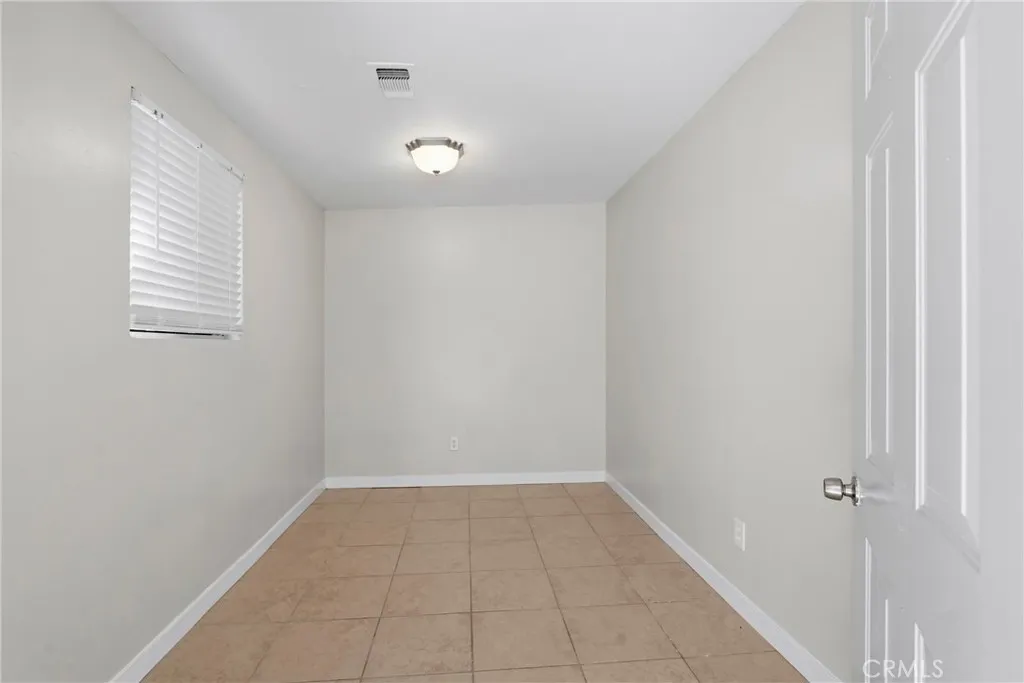 https://cdn.realtyfeed.com/cdn/127/306709691/226b8875778048adabef338983520867.webp