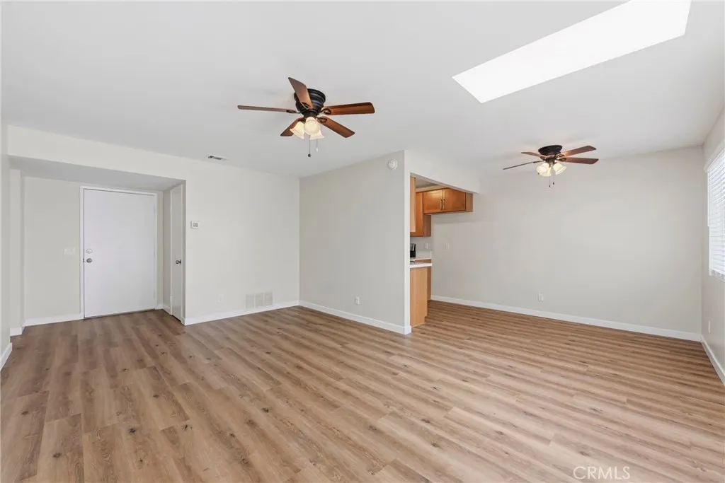 https://cdn.realtyfeed.com/cdn/127/306709691/6da4e75d364295063731088217aaf789.webp