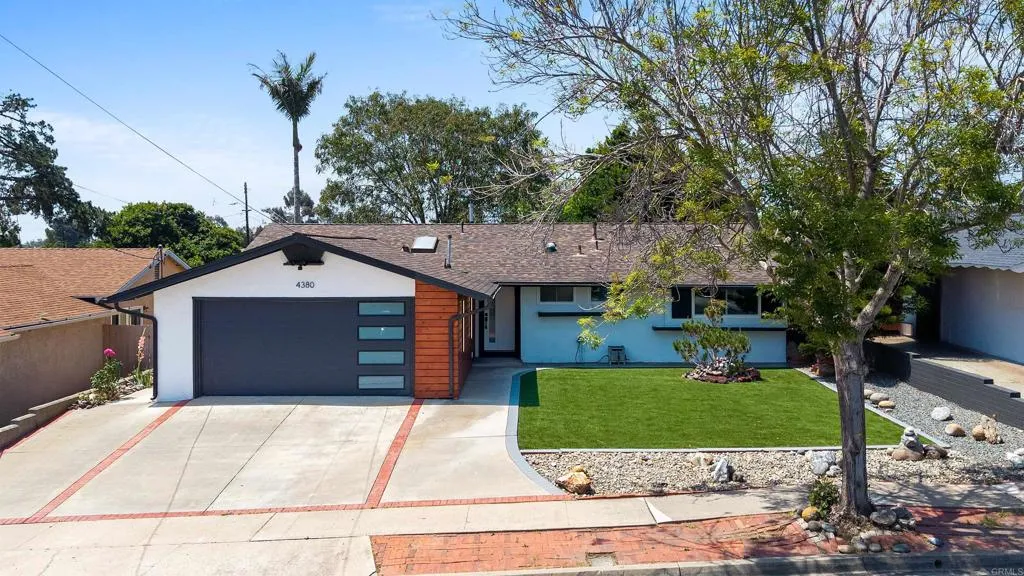 https://cdn.realtyfeed.com/cdn/127/306709700/18a4ac283caa607a8d16f92a062f09a4.webp