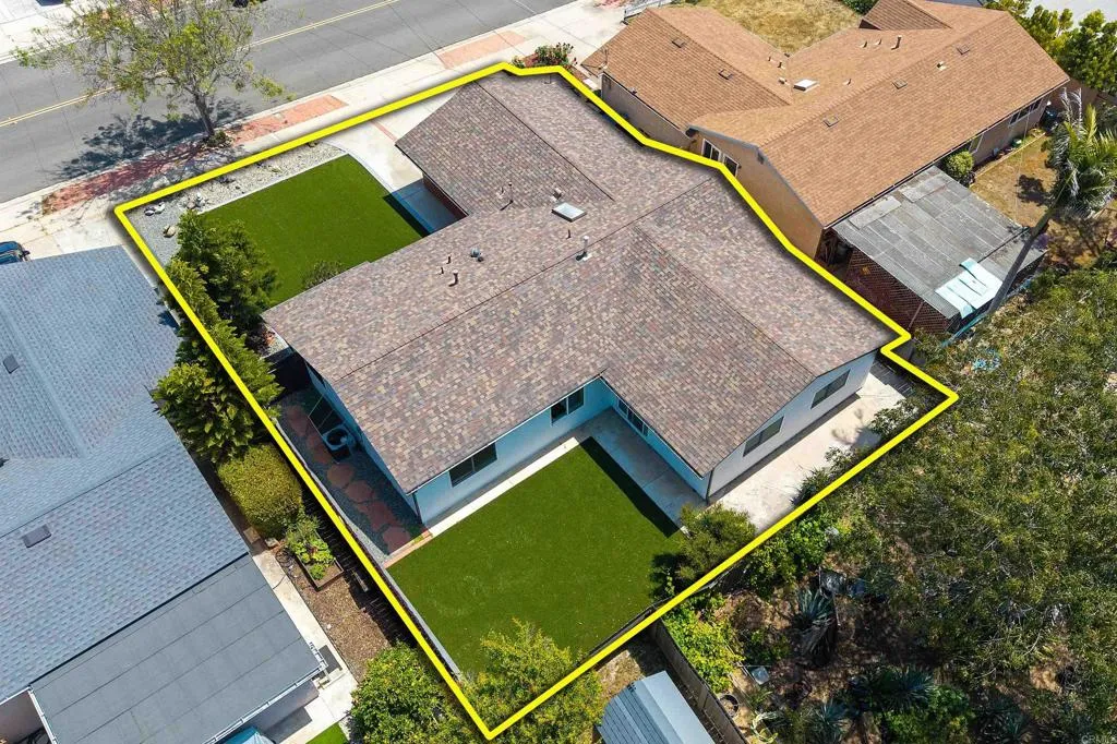 https://cdn.realtyfeed.com/cdn/127/306709700/bf91b774a510ee7df60f252929653d76.webp