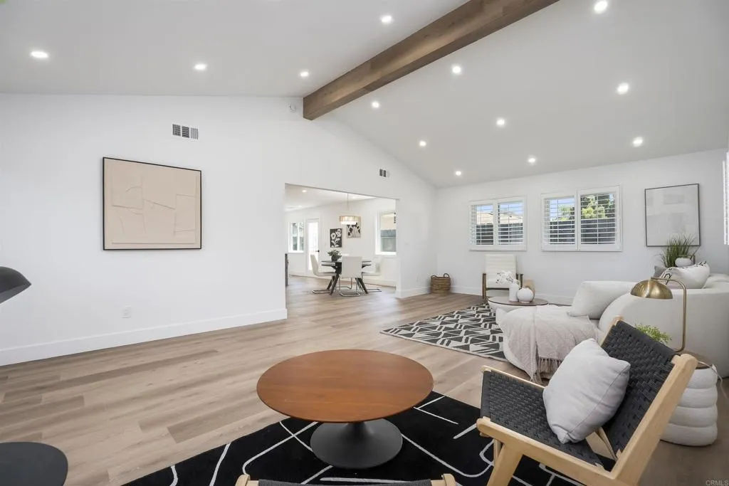 https://cdn.realtyfeed.com/cdn/127/306709700/cd75bf9ecdde7e1008c1ee8e1c396ac6.webp