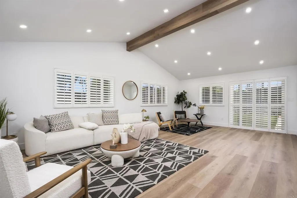 https://cdn.realtyfeed.com/cdn/127/306709700/d0bbd314a5dcd98ac0cbc22bf50511cb.webp