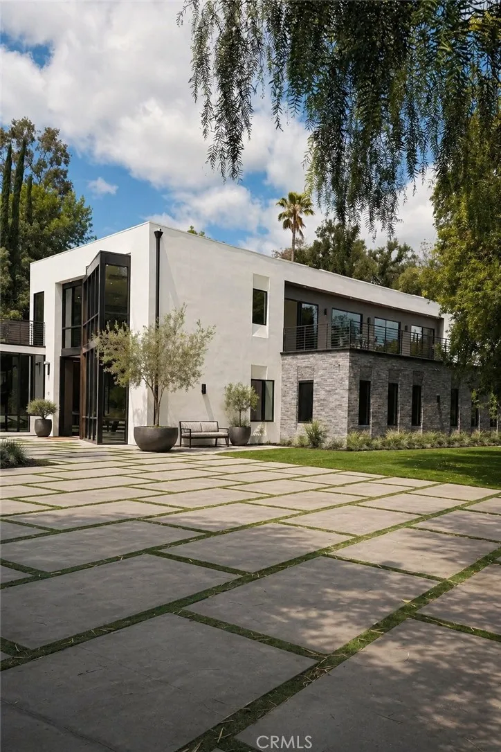Tarzana, CA 91356