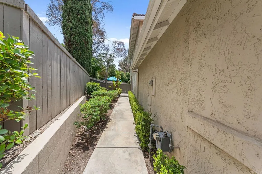 https://cdn.realtyfeed.com/cdn/127/306709743/a702c792c82567c1d8d39e0be50e86c1.webp
