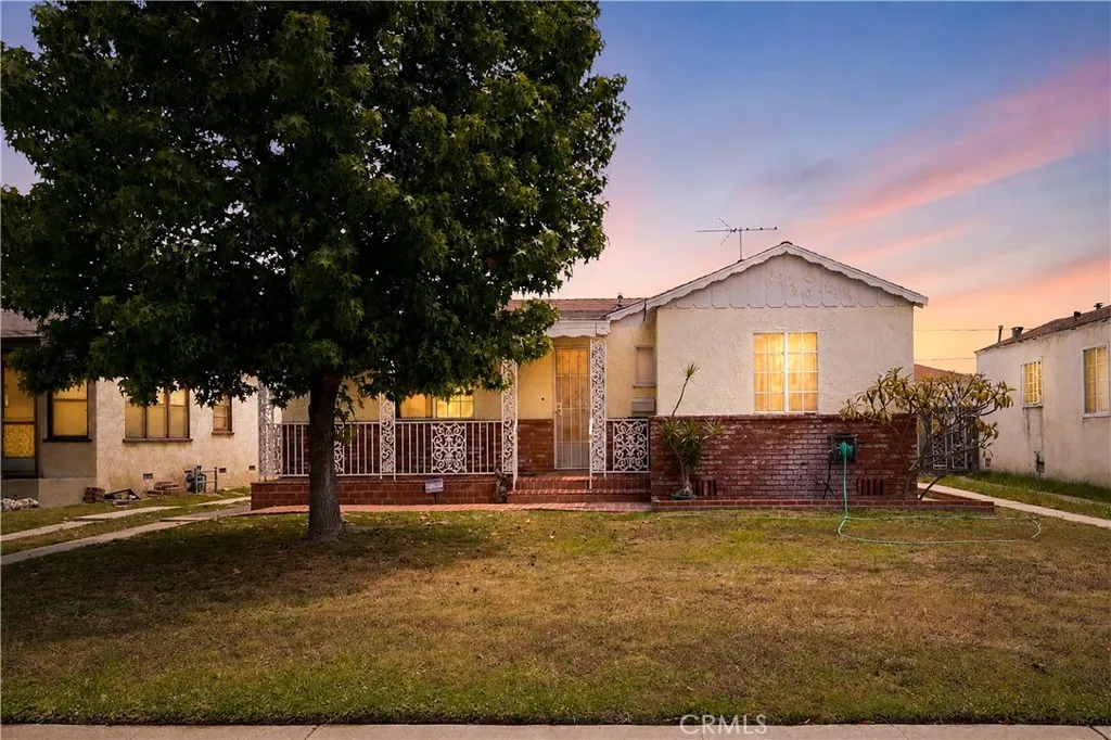 South Gate, CA 90280