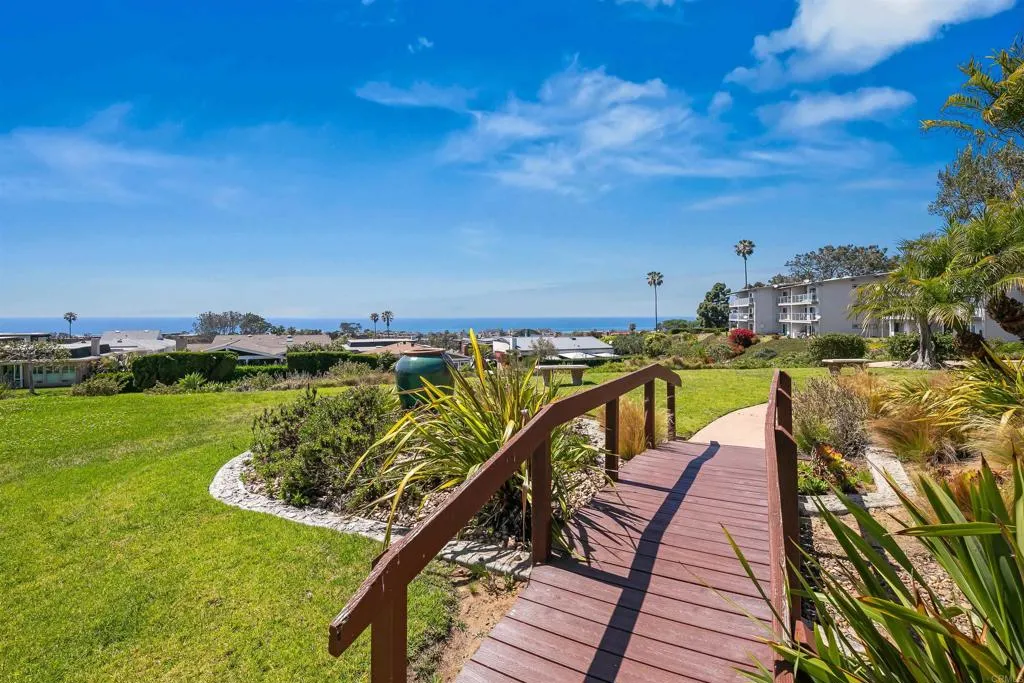 https://cdn.realtyfeed.com/cdn/127/306709781/0cf5dd0cacb8b8ffd1cd3f9227336d52.webp