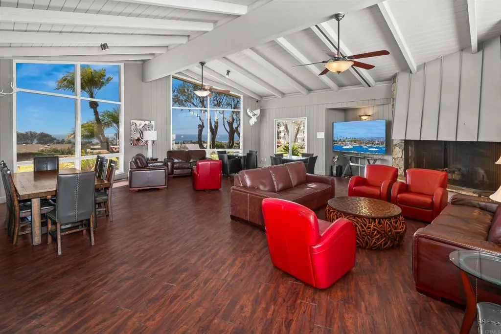 https://cdn.realtyfeed.com/cdn/127/306709781/3510b998f77407eb54518a765b7e666c.webp