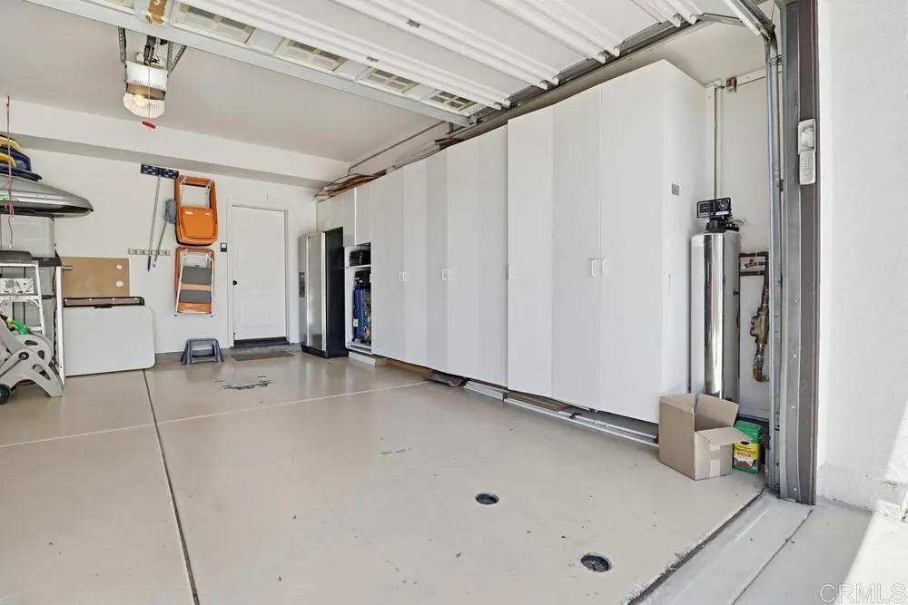https://cdn.realtyfeed.com/cdn/127/306709786/2a1d294782e042ab2428582b7a4d6c43.webp