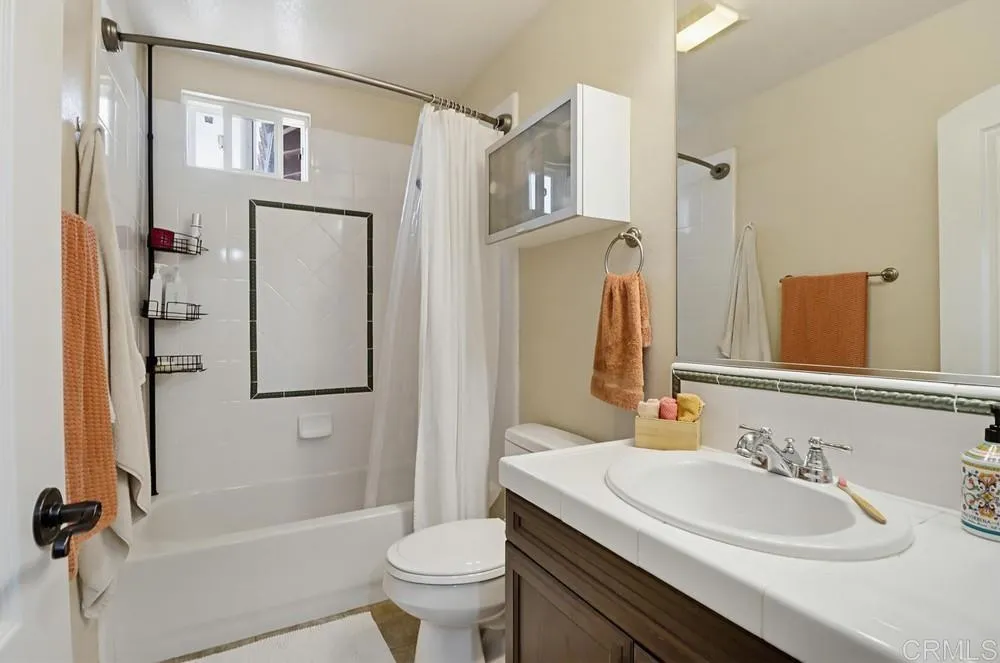 https://cdn.realtyfeed.com/cdn/127/306709786/80c905cede173595885b033a08338a50.webp