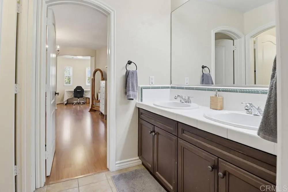 https://cdn.realtyfeed.com/cdn/127/306709786/ce53d621cbf817f99cd98fb93ad2994d.webp