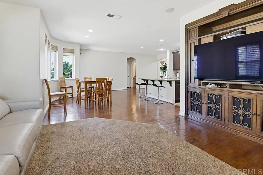 https://cdn.realtyfeed.com/cdn/127/306709786/e937638ac06360ba57e58344bfc9a87f.webp