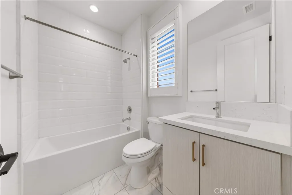 242 Sutters Mill, Irvine, CA, 92602