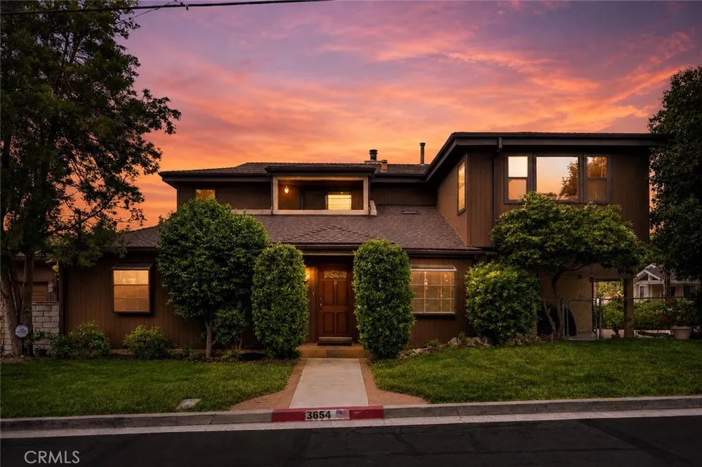 La Crescenta, CA 91214