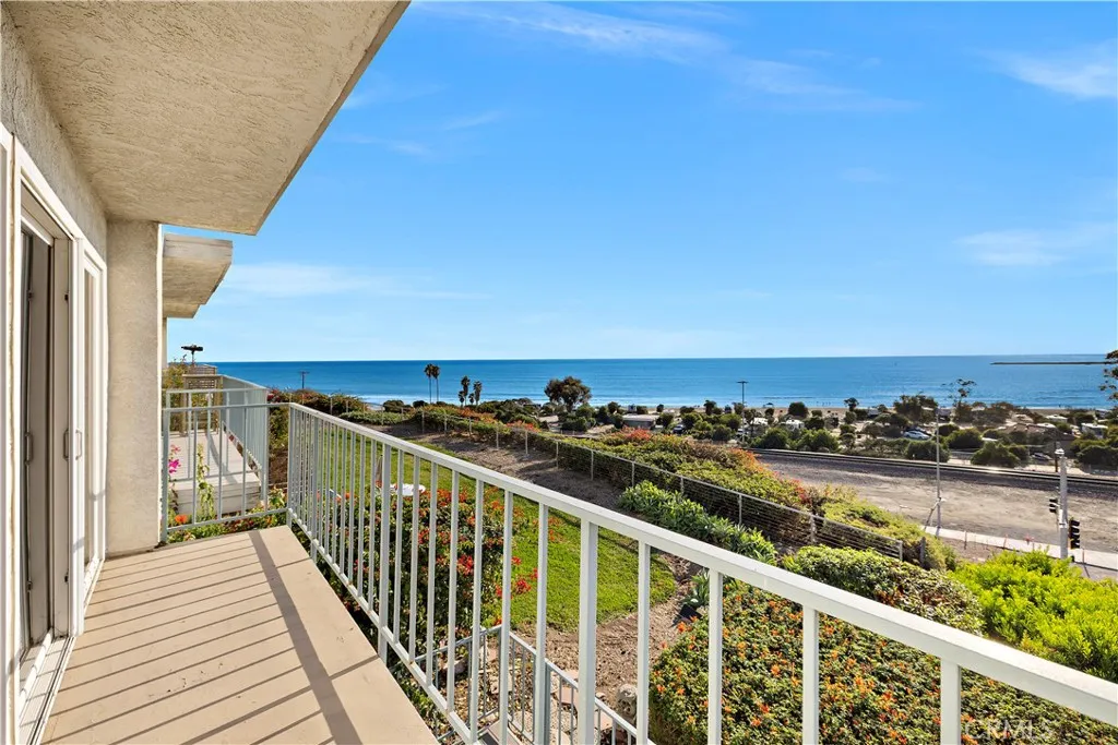 25836 Dana Bluffs UNIT 32, Dana Point, CA, 92624