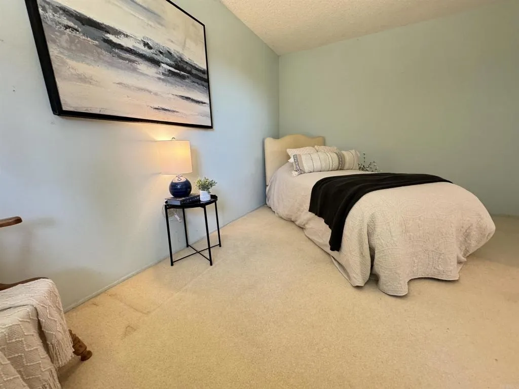 https://cdn.realtyfeed.com/cdn/127/306709892/00e2bc462c57d5092b792017fdeb43d1.webp