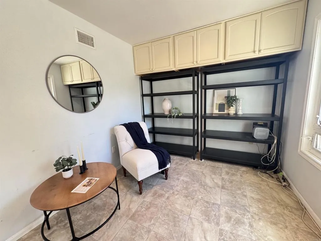https://cdn.realtyfeed.com/cdn/127/306709892/2940f33a49d66b66c4bdbff99ee47913.webp