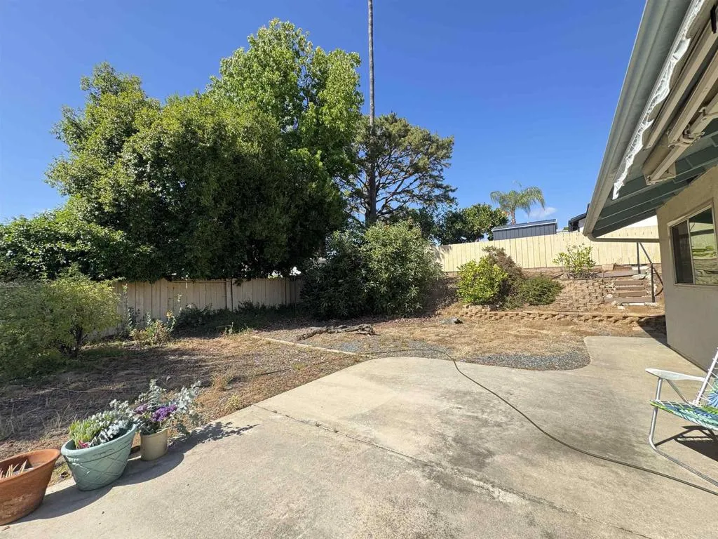 https://cdn.realtyfeed.com/cdn/127/306709892/8d700dae8e863d04a8c6bf0d0adb8083.webp