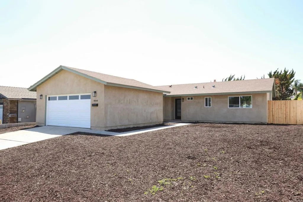 https://cdn.realtyfeed.com/cdn/127/306709933/2f86d1b96ac9150c37060bf9454637a8.webp