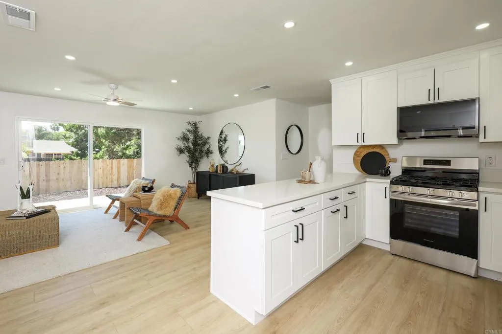 https://cdn.realtyfeed.com/cdn/127/306709933/907a0988c08b71ddb0f8f0024fc906d9.webp