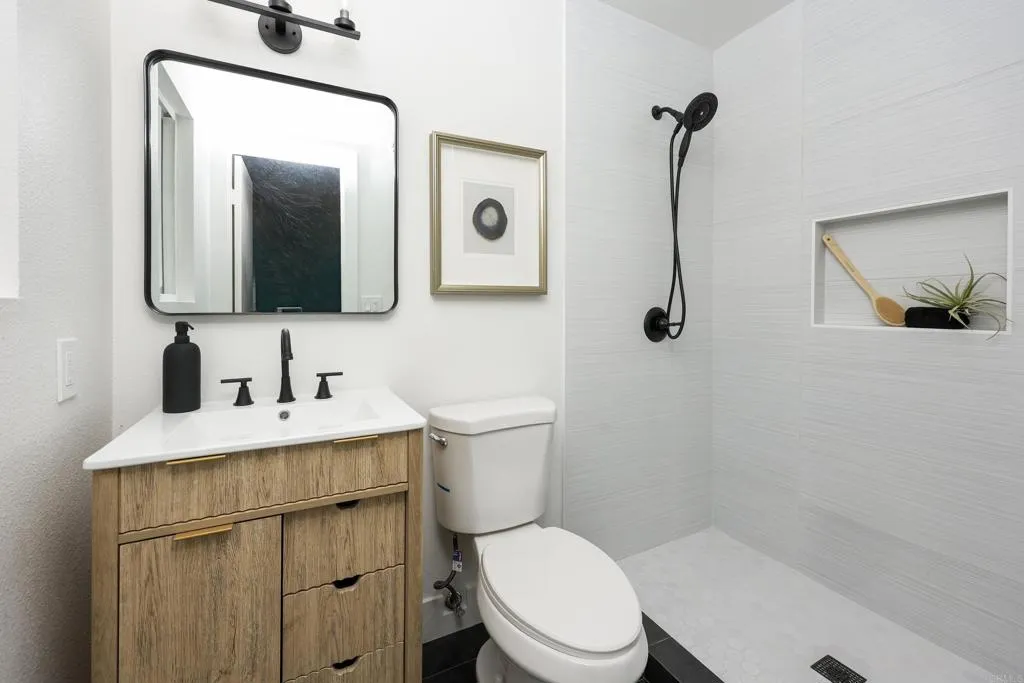 https://cdn.realtyfeed.com/cdn/127/306709933/d442cae8a1bfe86056689fc2c0aed5c1.webp
