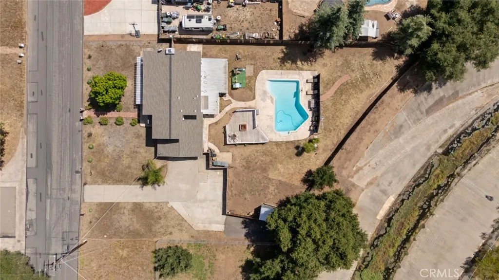https://cdn.realtyfeed.com/cdn/127/306709952/215d0f5b6b523fce25c39fc708106a55.webp